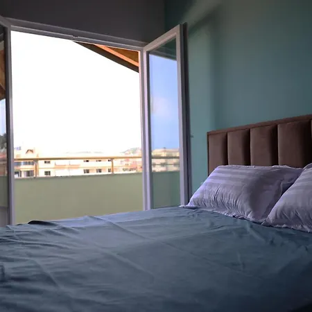 Golemi Guest house *